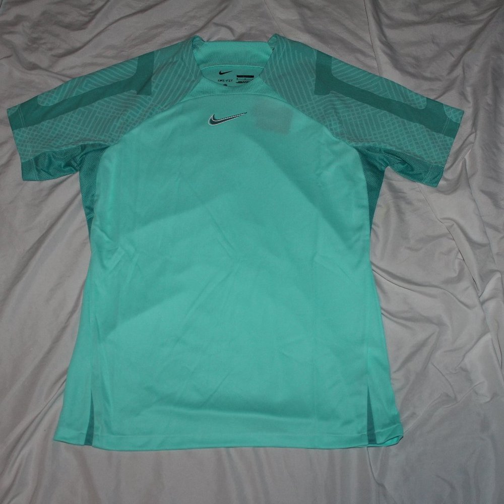 Nike Women's Dri-FIT Strike Soccer Shirt Green DH8840-354